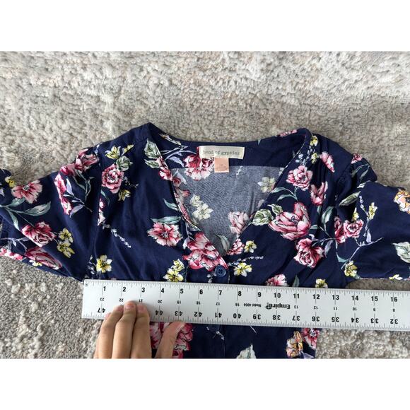 Band Of Gypsies Size XS Dark Floral Print V Neck Mini Fit Flared Dress Navy - Picture 4 of 8